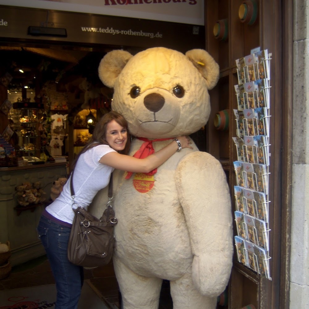 Meet your Posher, Alexandra